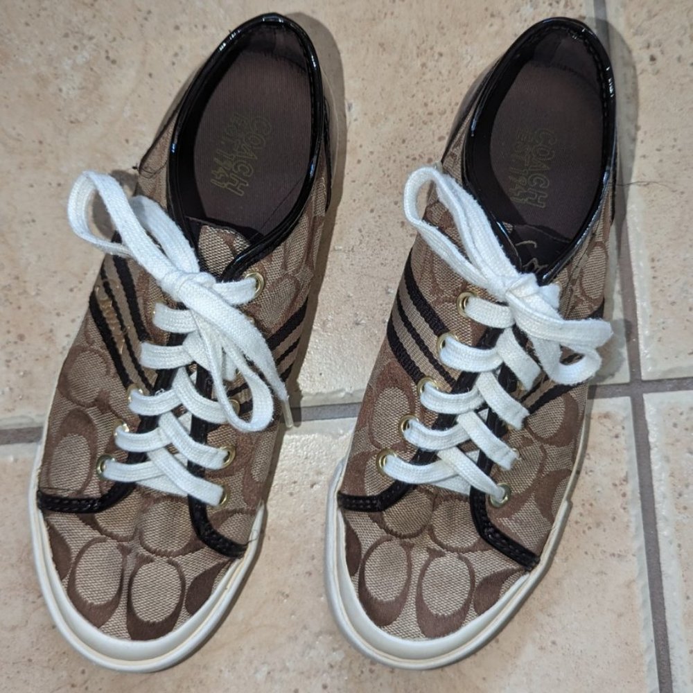 Coach Folly Signature Sneaker Women's 7